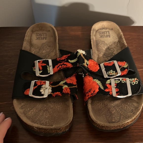Embroidered MuK Luk Buckle Cork Sandel 8.5 - Picture 2 of 5